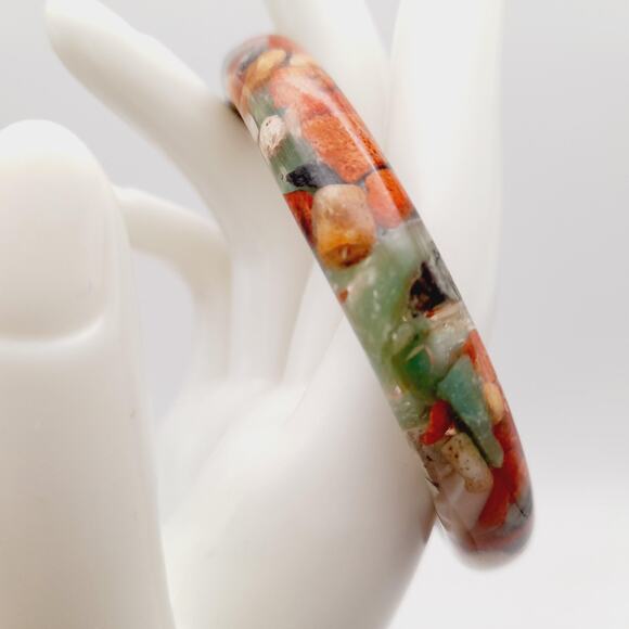 Vintage Transparent Resin Bangle Bracelet Filled With Rock Chips - Picture 6 of 10